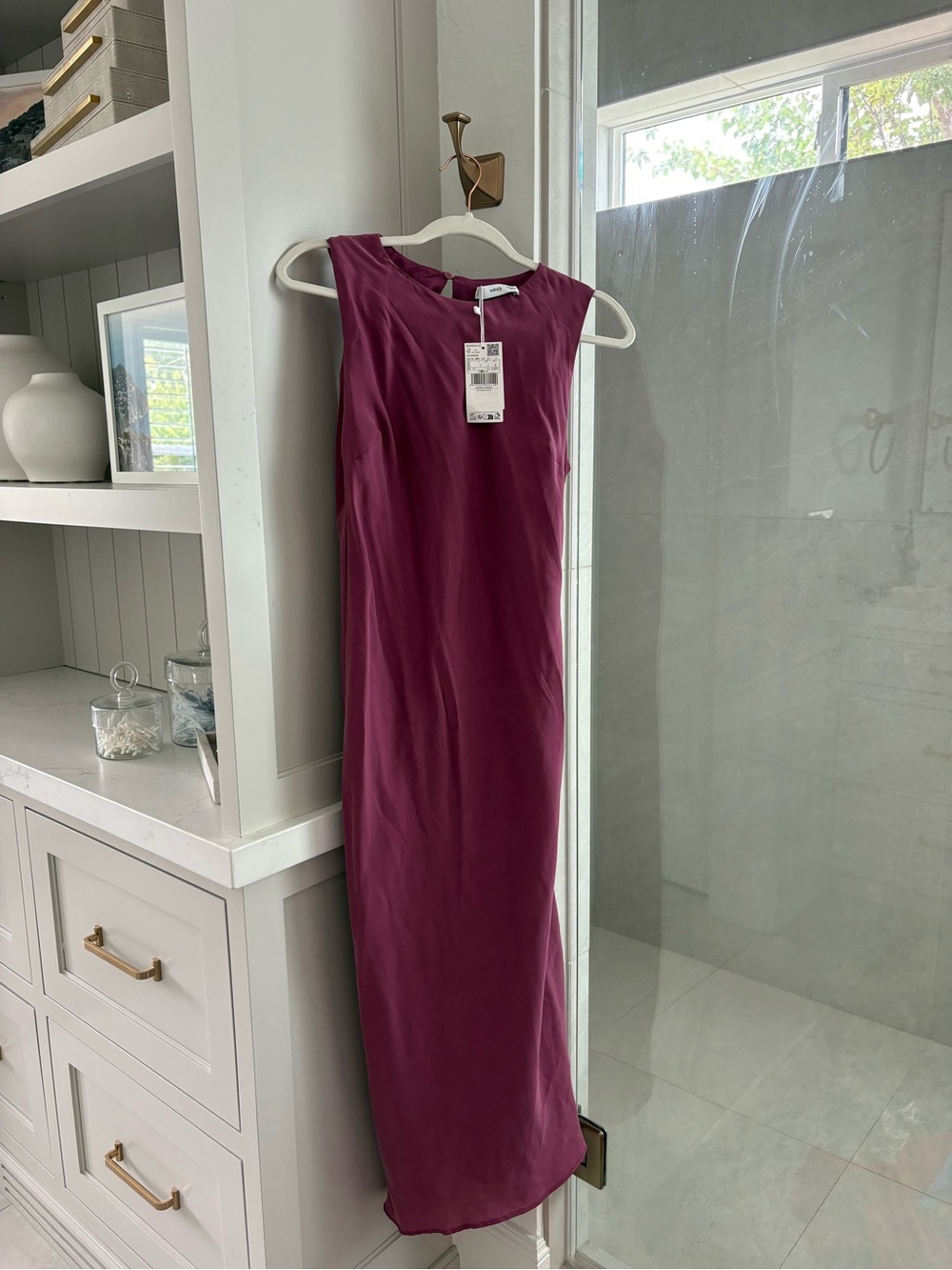 MNG (mango) Sleeveless Column Midi Dress